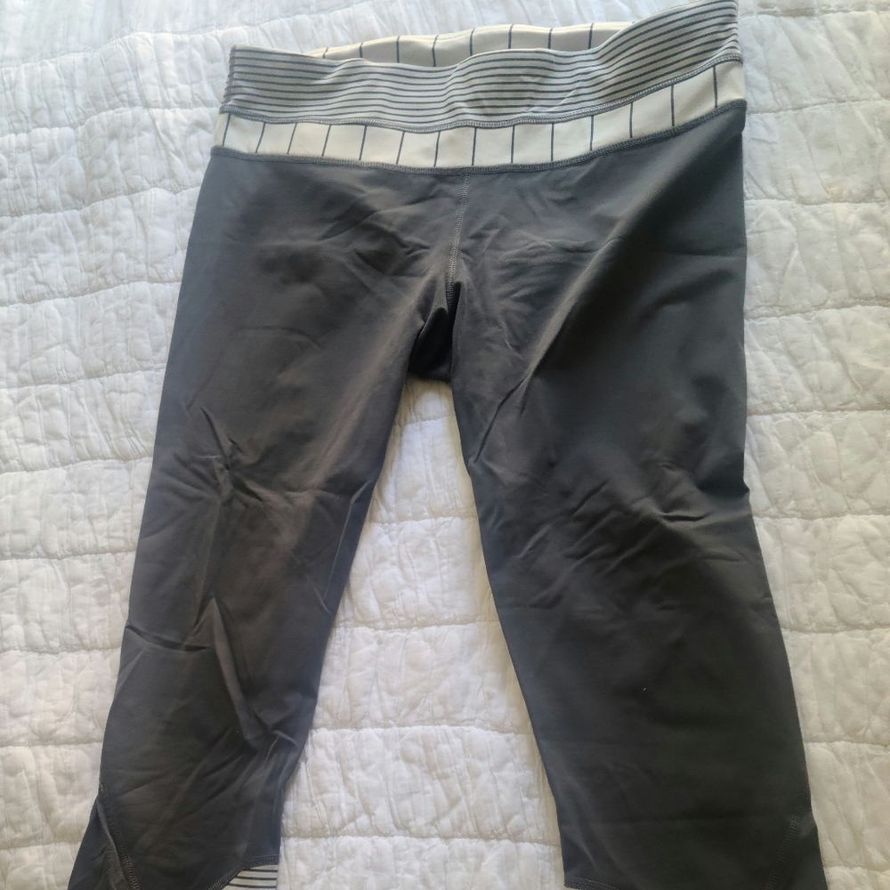 Lululemon crops